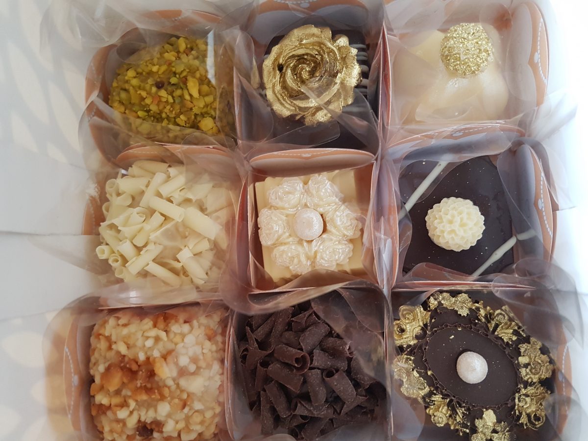 Schachtel mit 9 gemischten Pralinen – Bild 3