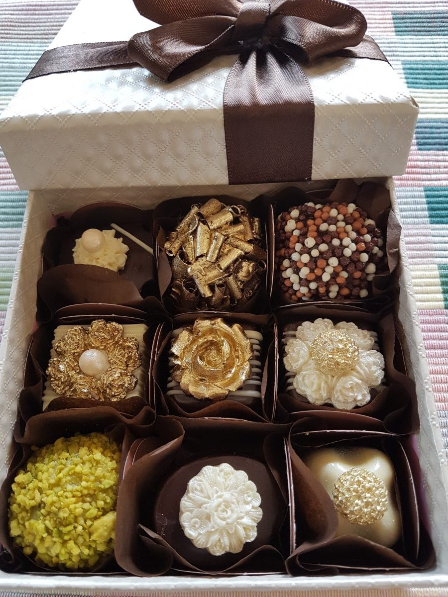 Schachtel mit 9 gemischten Pralinen – Bild 4